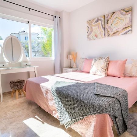 2Bdr Penthouse, Los Naranjos, W/Pool, 2Km P.Banus Marbellac Extérieur photo