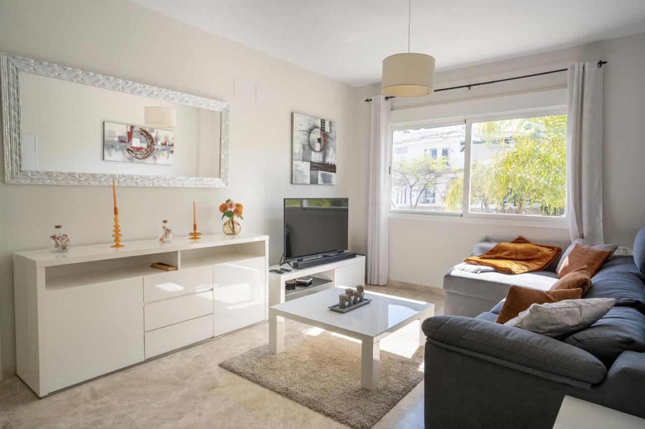 2Bdr Penthouse, Los Naranjos, W/Pool, 2Km P.Banus Marbellac Extérieur photo