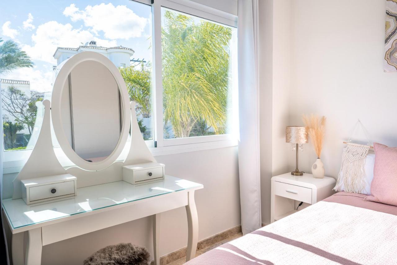 2Bdr Penthouse, Los Naranjos, W/Pool, 2Km P.Banus Marbellac Extérieur photo